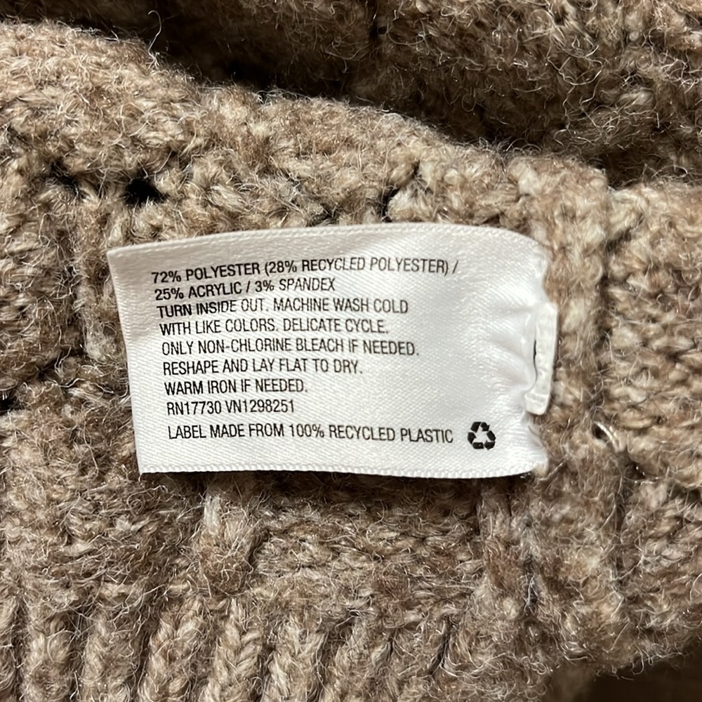 Universal Thread Sweater Vest - Picture 3 of 3